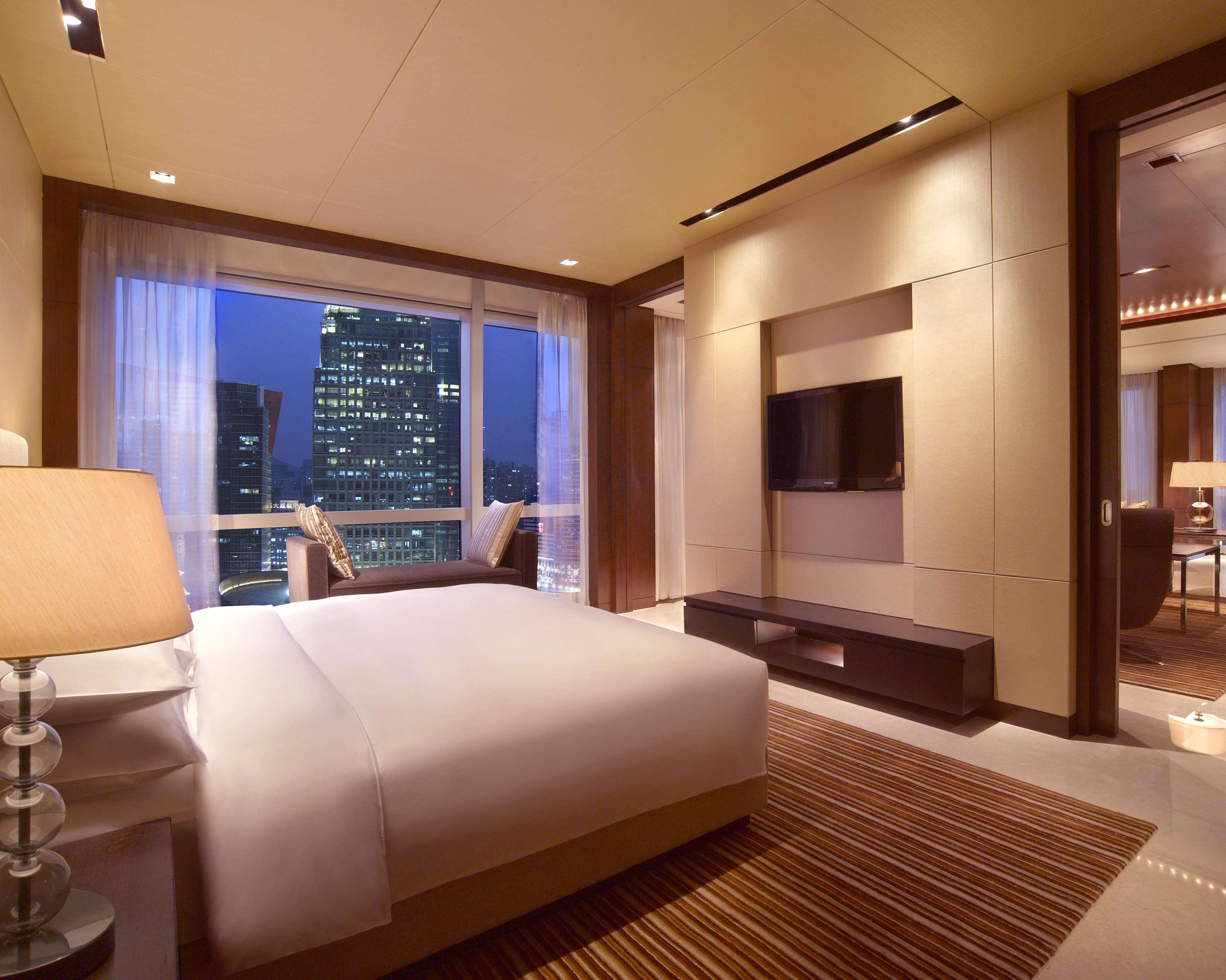 Отель Grand Hyatt Шэньчжэнь Номер фото